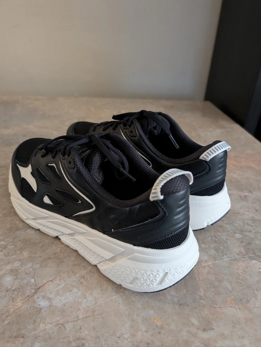Hoka U Clifton L Athletic Cushioned Shoes Obsidian Alabaster Women Size 11.5 - Picture 6 of 15